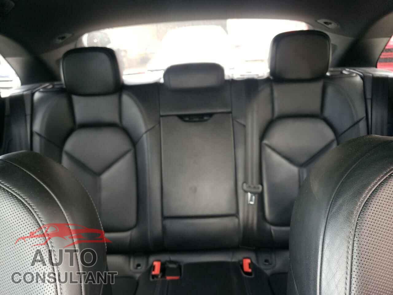 PORSCHE MACAN 2018 - WP1AA2A51JLB02994