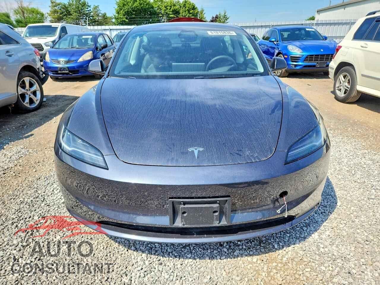 TESLA MODEL 3 2024 - LRW3E7FA9RC277441