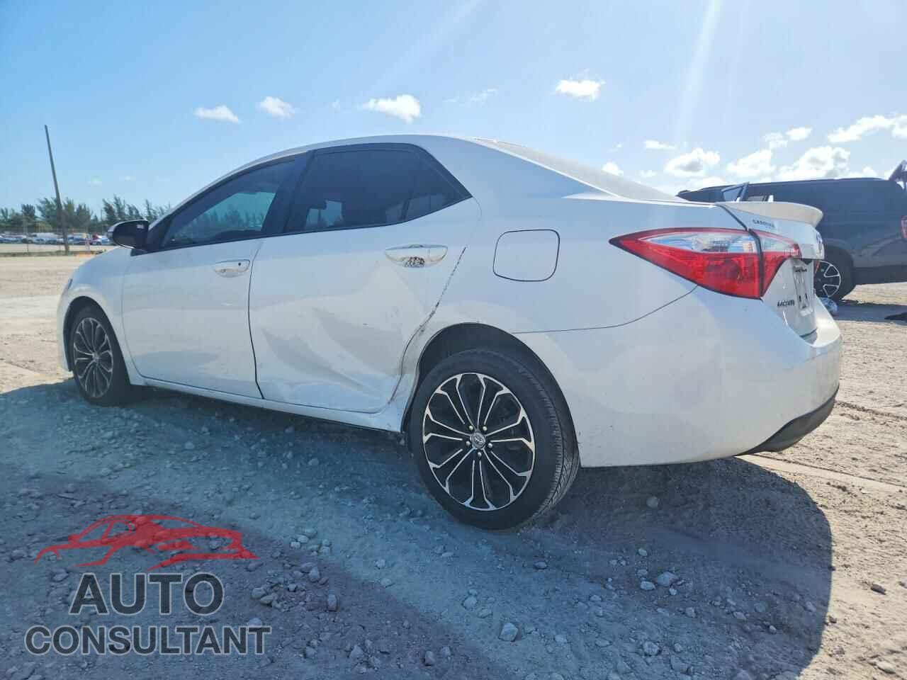 TOYOTA COROLLA 2015 - 2T1BURHEXFC413656