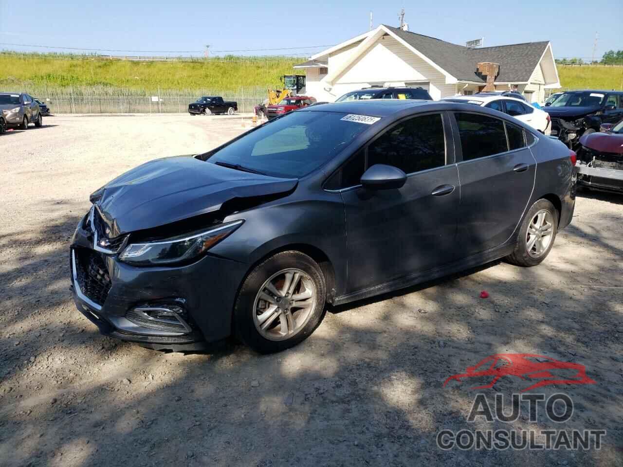 CHEVROLET CRUZE 2018 - 1G1BE5SM3J7138785