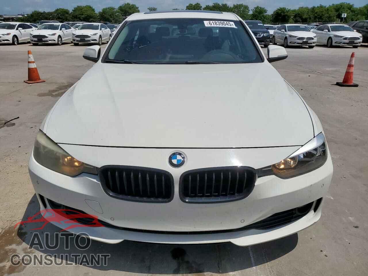 BMW 3 SERIES 2015 - WBA3B1G50FNT64295