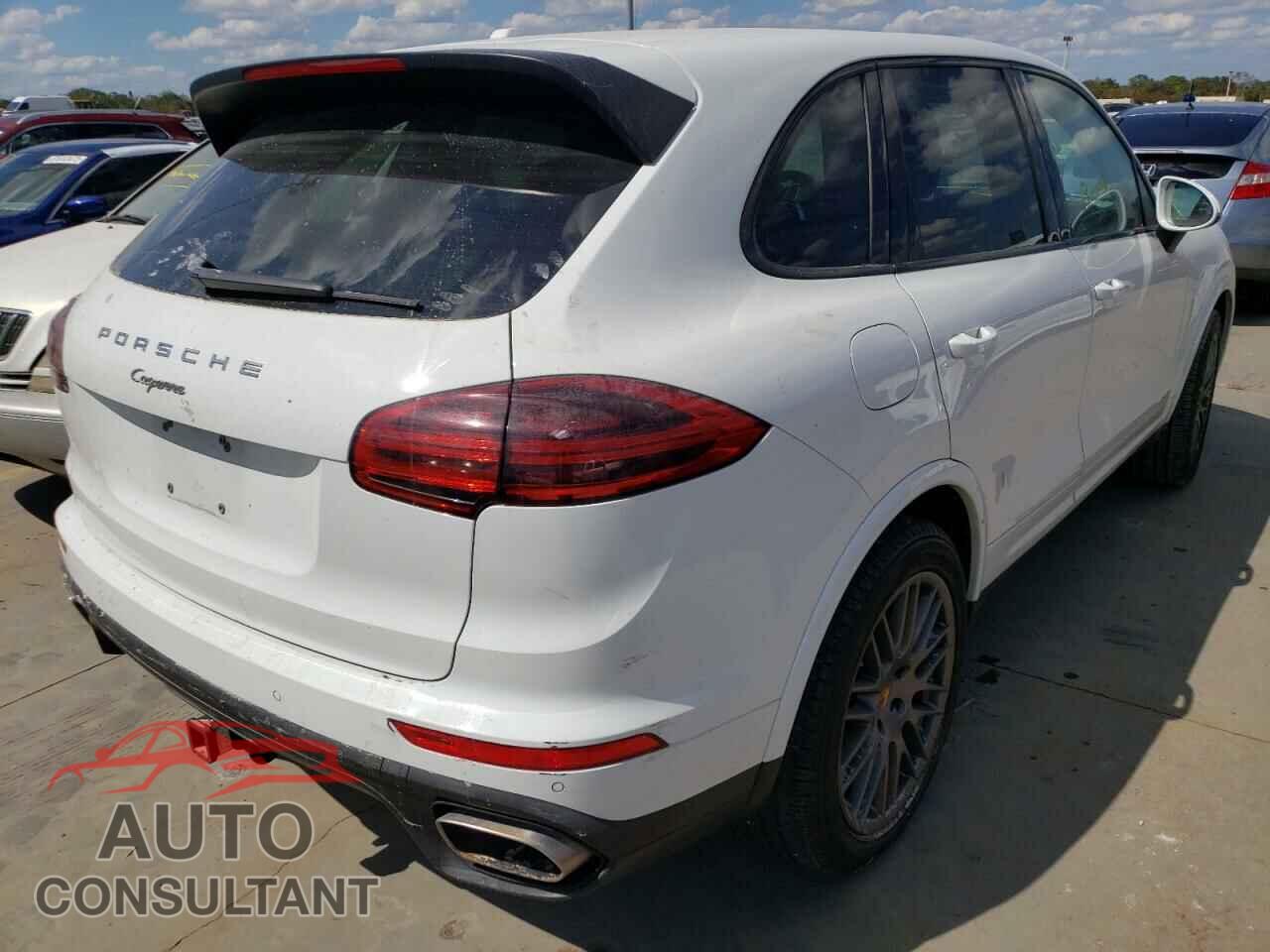 PORSCHE CAYENNE 2017 - WP1AA2A21HKA87421