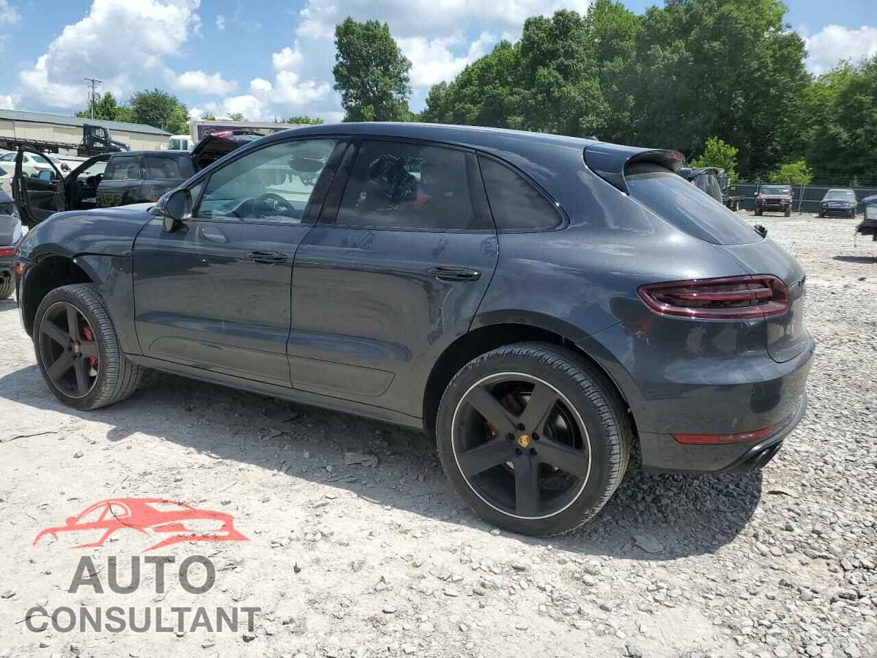 PORSCHE MACAN 2018 - WP1AG2A50JLB60934
