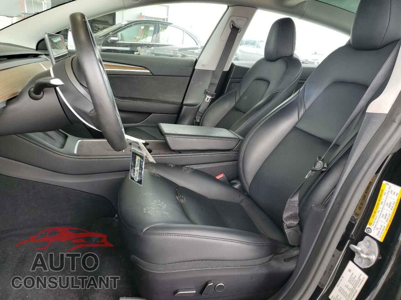TESLA MODEL 3 2022 - 5YJ3E1EA4NF233684