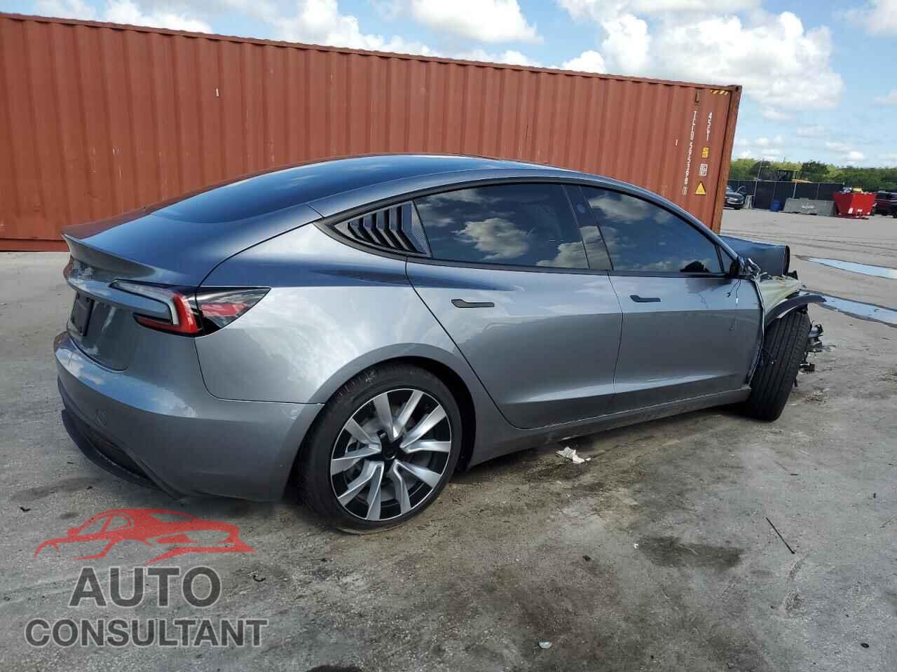 TESLA MODEL 3 2025 - 5YJ3E1EA3SF979152