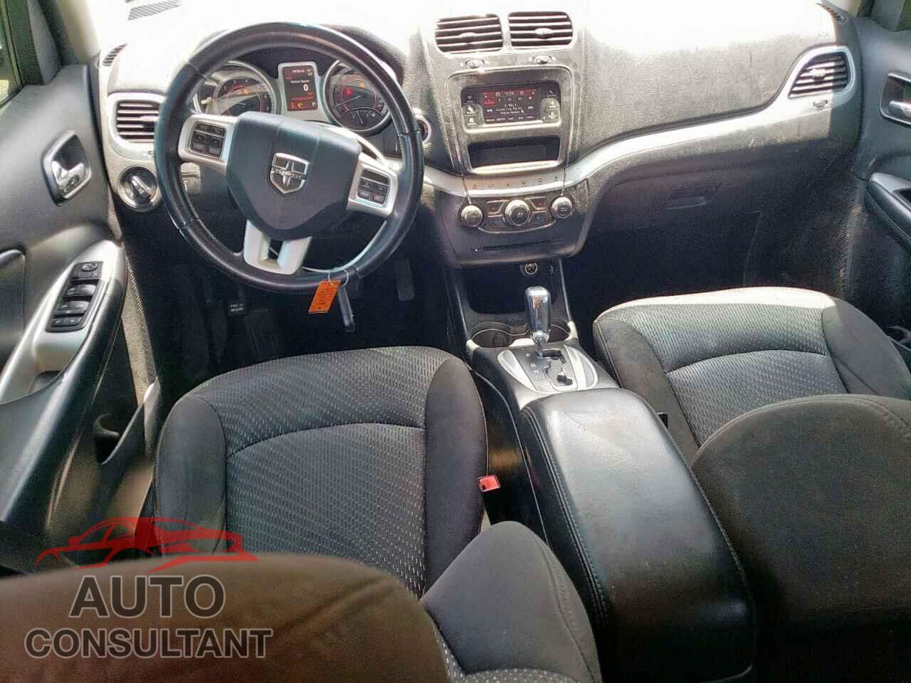 DODGE JOURNEY 2015 - 3C4PDCBB5FT707917