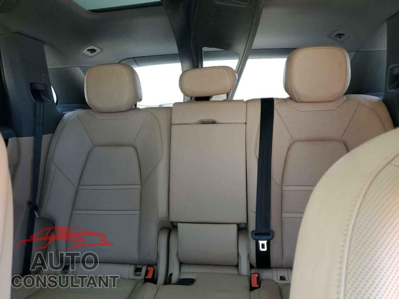 PORSCHE CAYENNE 2019 - WP1AE2AYXKDA52087