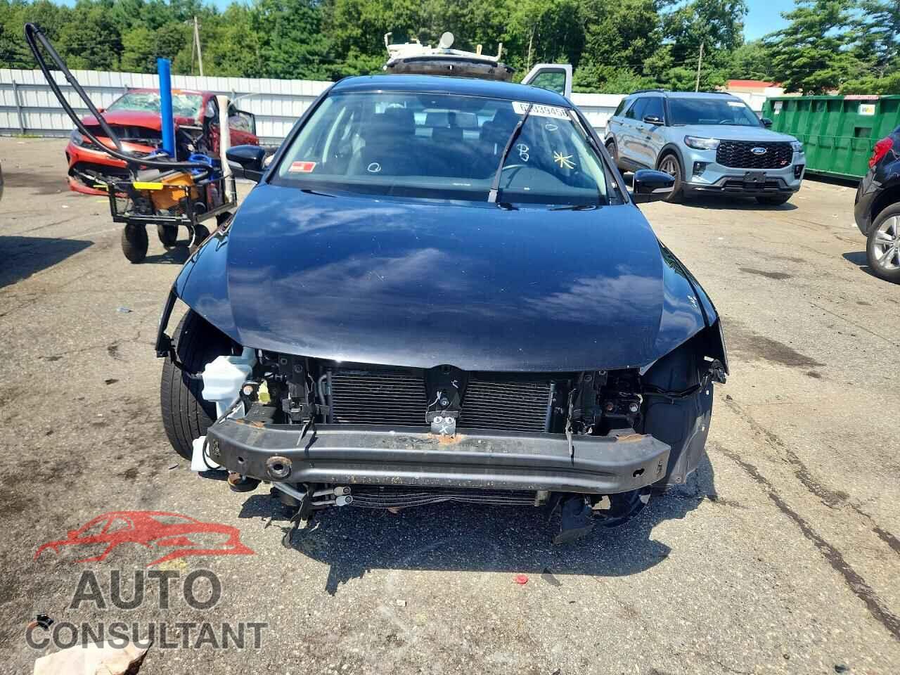 VOLKSWAGEN JETTA 2017 - 3VWDB7AJ8HM281983