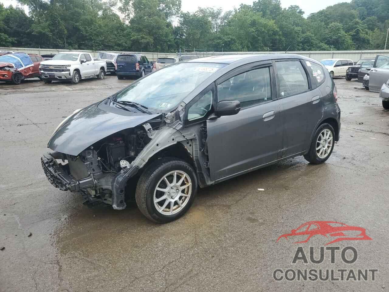 HONDA FIT 2011 - JHMGE8H3XBC027333
