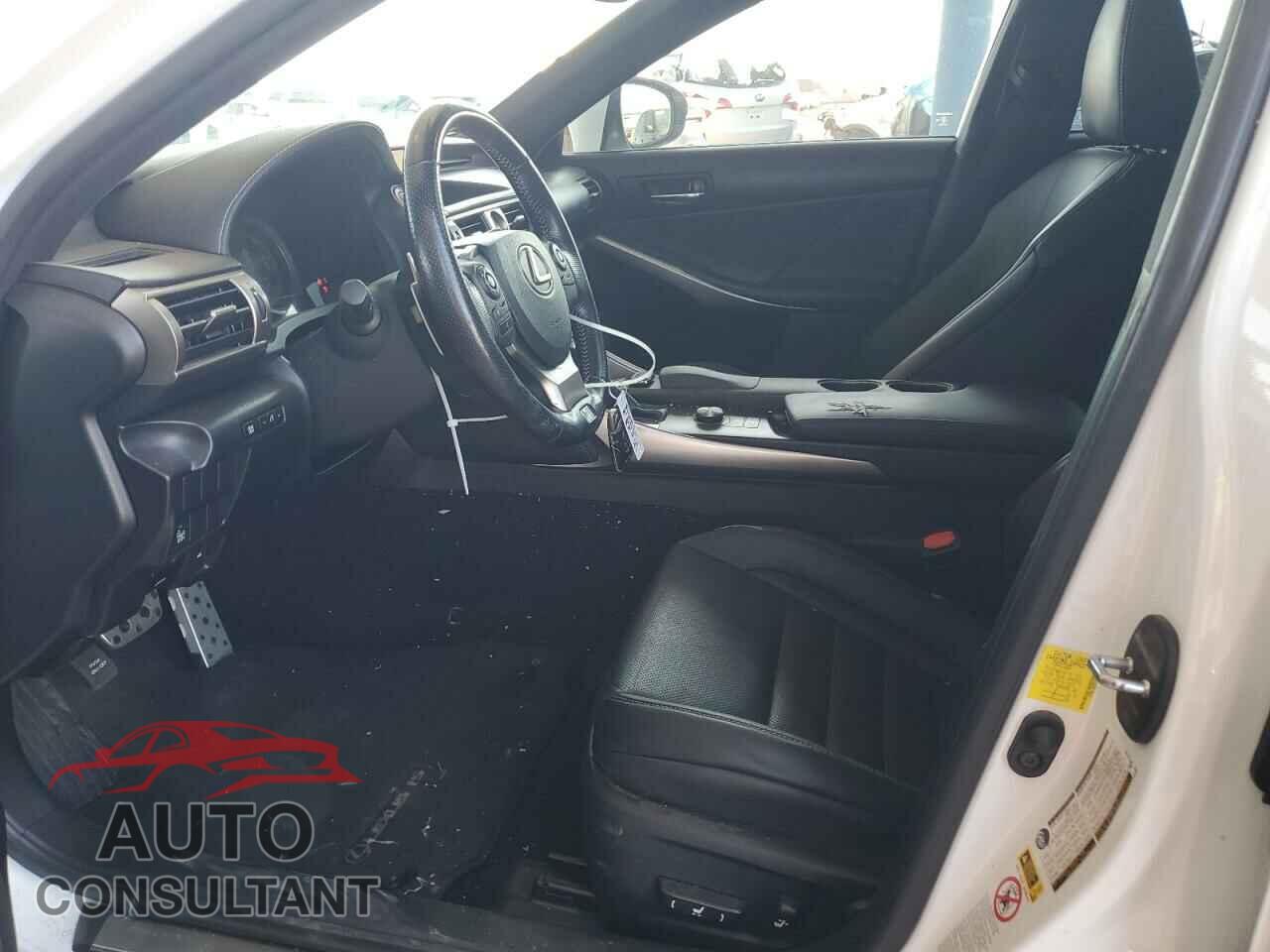 LEXUS IS 2016 - JTHBA1D29G5024302