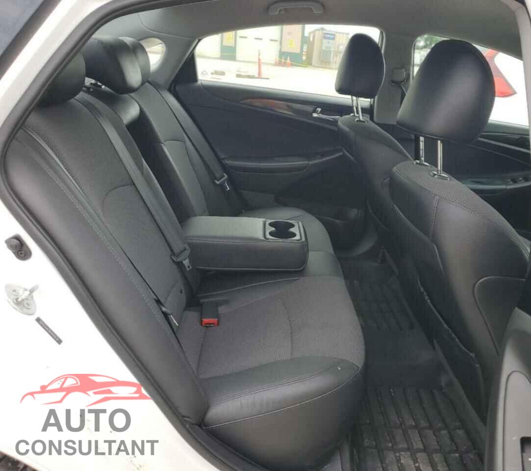 HYUNDAI SONATA 2014 - 5NPEC4AC0EH880530