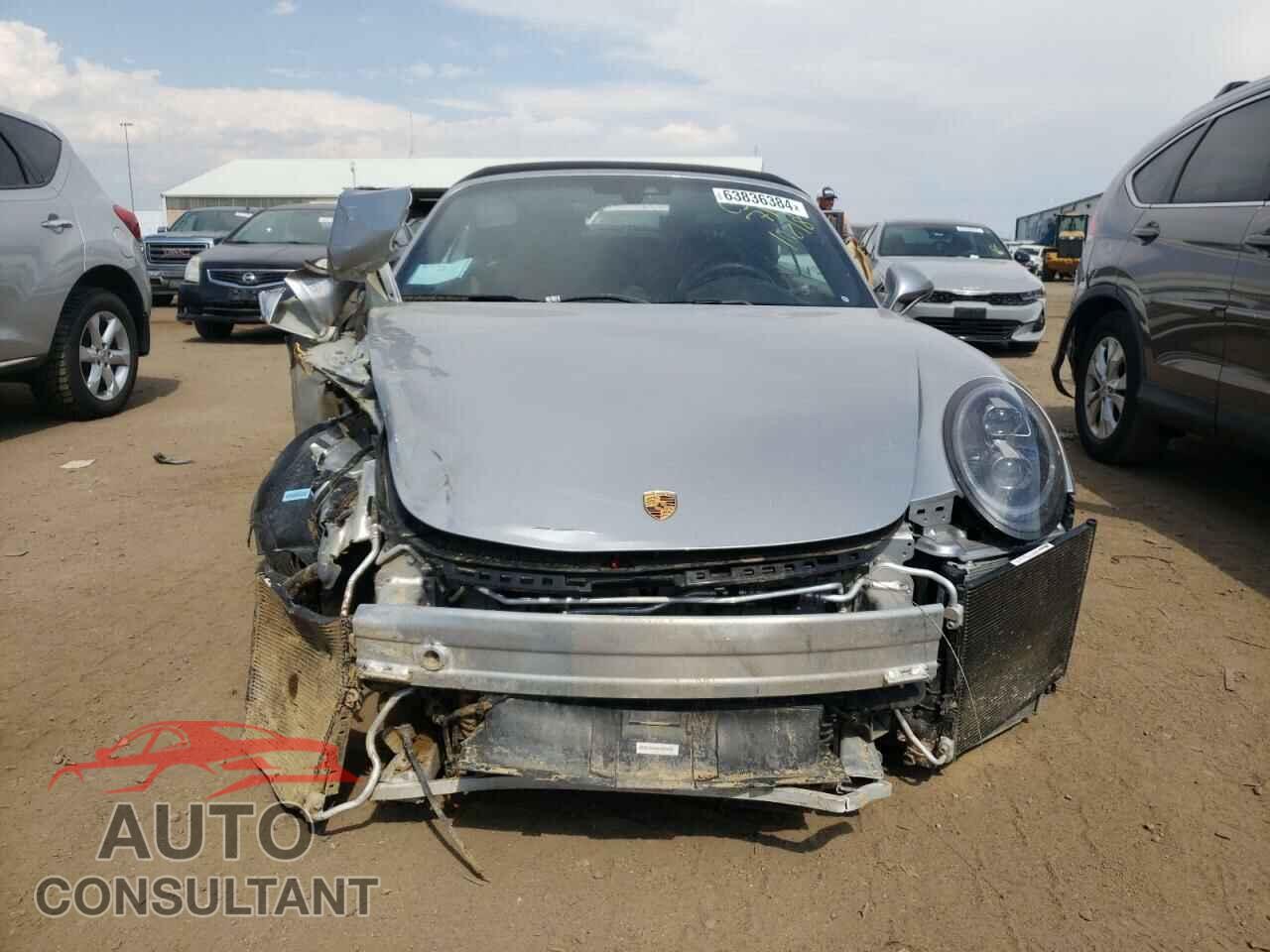 PORSCHE 911 2017 - WP0CD2A94HS178570