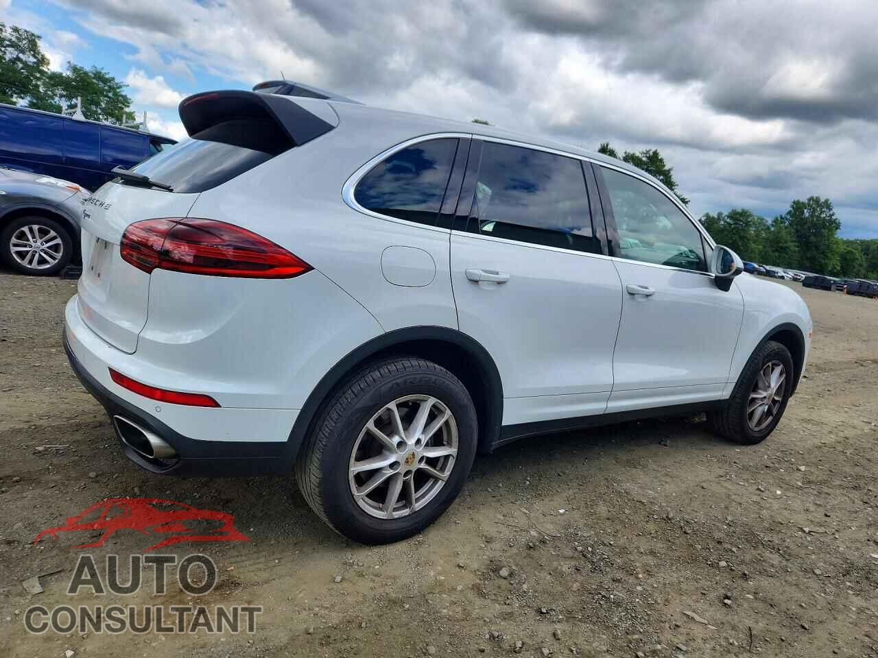 PORSCHE CAYENNE 2016 - WP1AA2A23GLA06105