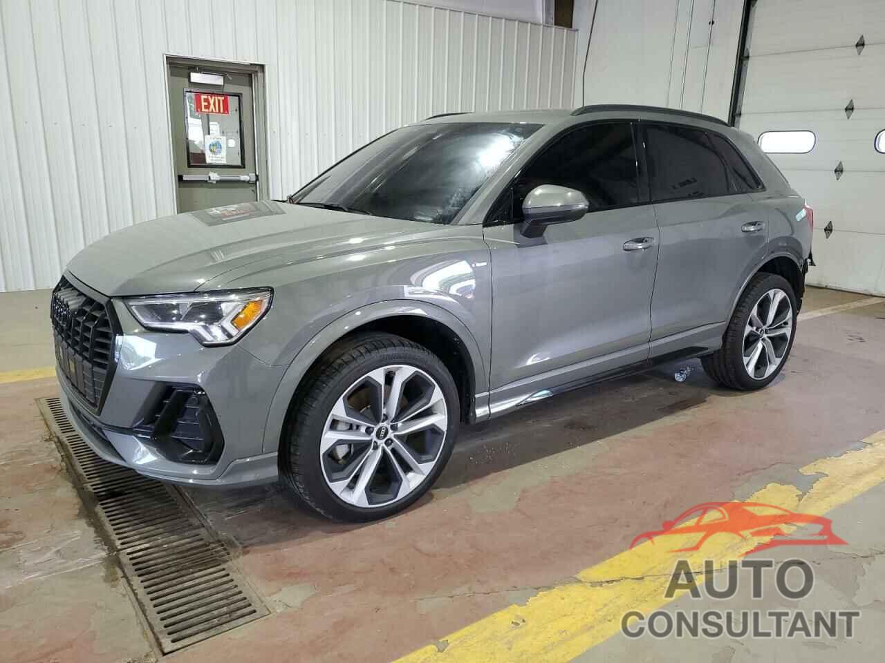 AUDI Q3 2022 - WA1EECF37N1075381