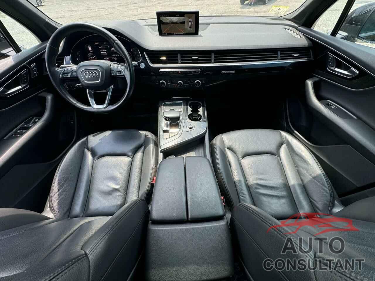 AUDI Q7 2019 - WA1LAAF75KD002854