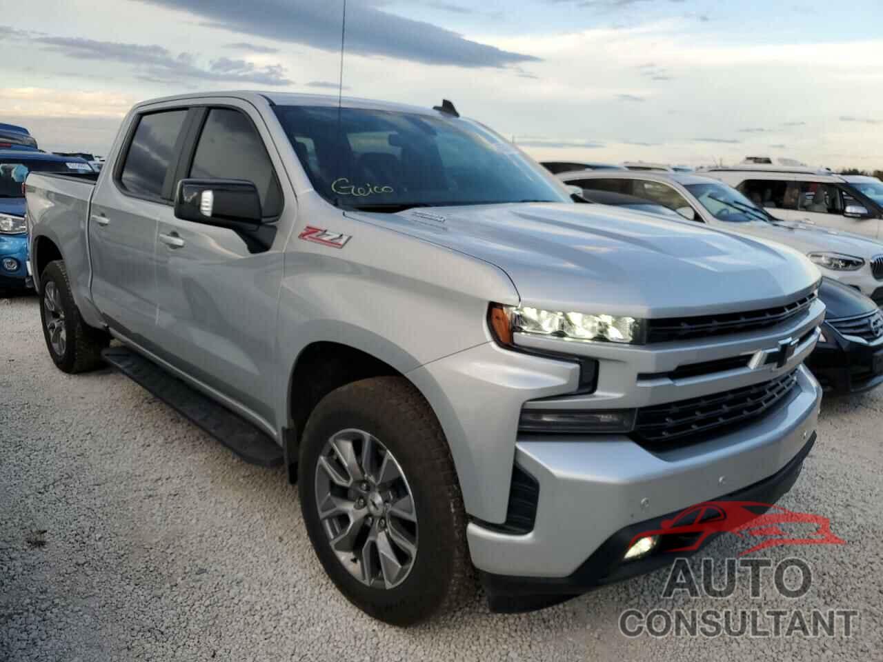 CHEVROLET SILVERADO 2022 - 1GCUYEET0NZ190881