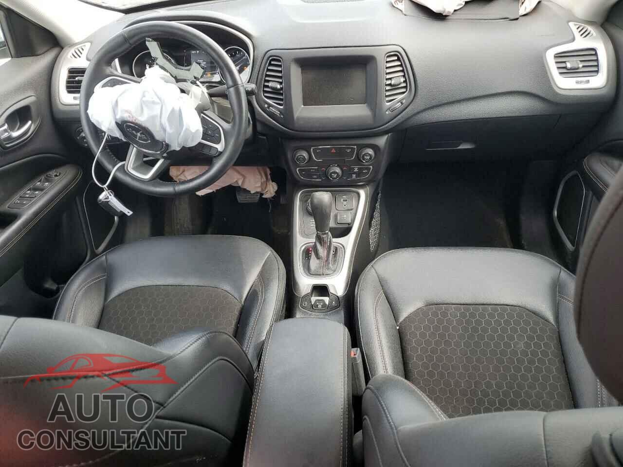 JEEP COMPASS 2020 - 3C4NJDBB9LT229275