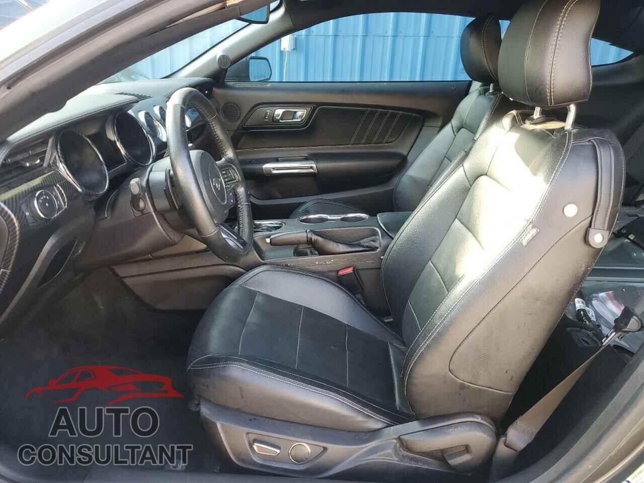 FORD MUSTANG 2017 - 1FA6P8CF8H5277021