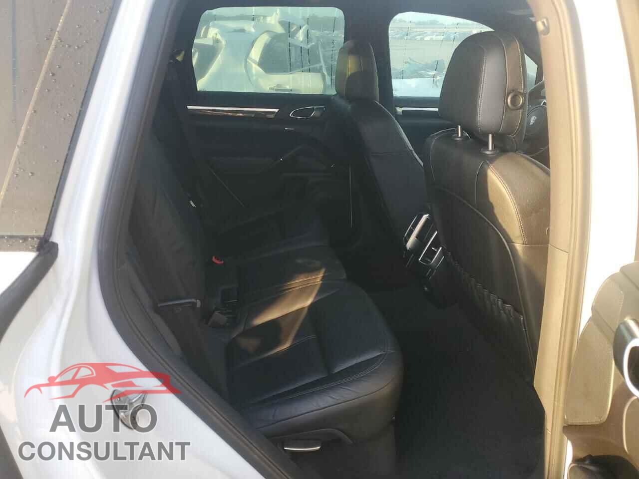PORSCHE CAYENNE 2013 - WP1AB2A28DLA80029