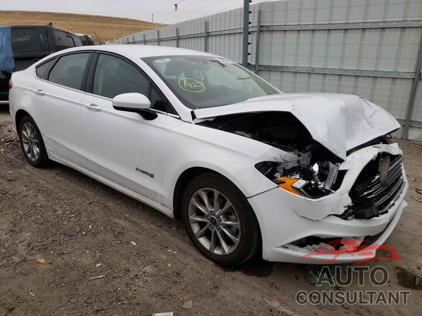 FORD FUSION 2017 - 3FA6P0LU8HR386608