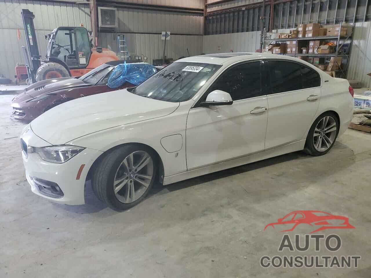 BMW 3 SERIES 2018 - WBA8E1C58JA180161