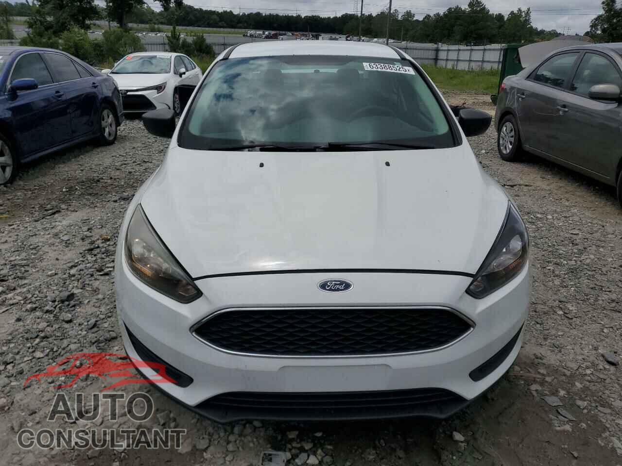 FORD FOCUS 2017 - 1FADP3E26HL201703