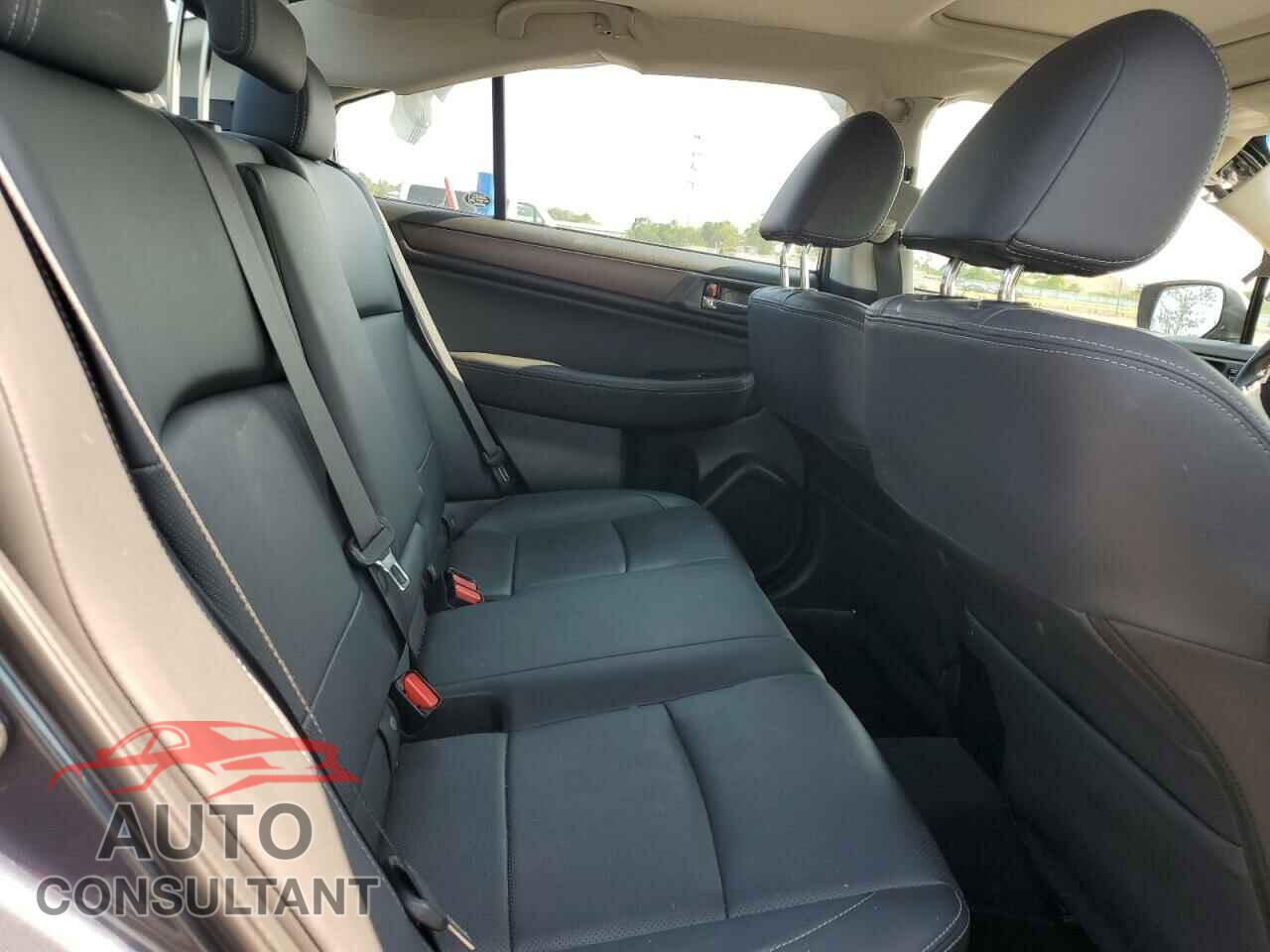 SUBARU LEGACY 2017 - 4S3BNEN69H3033464
