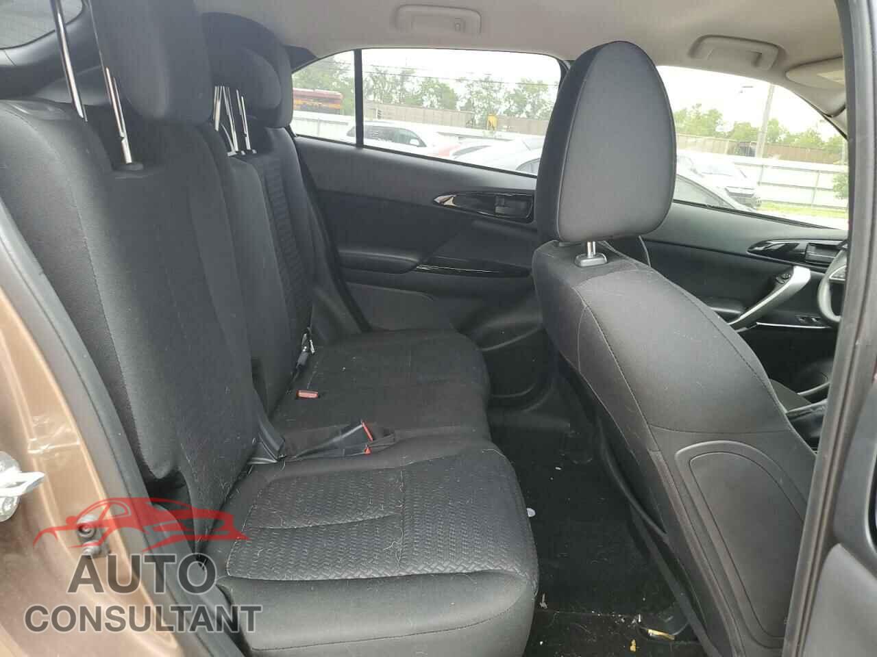 MITSUBISHI ECLIPSE 2018 - JA4AT4AA9JZ050400