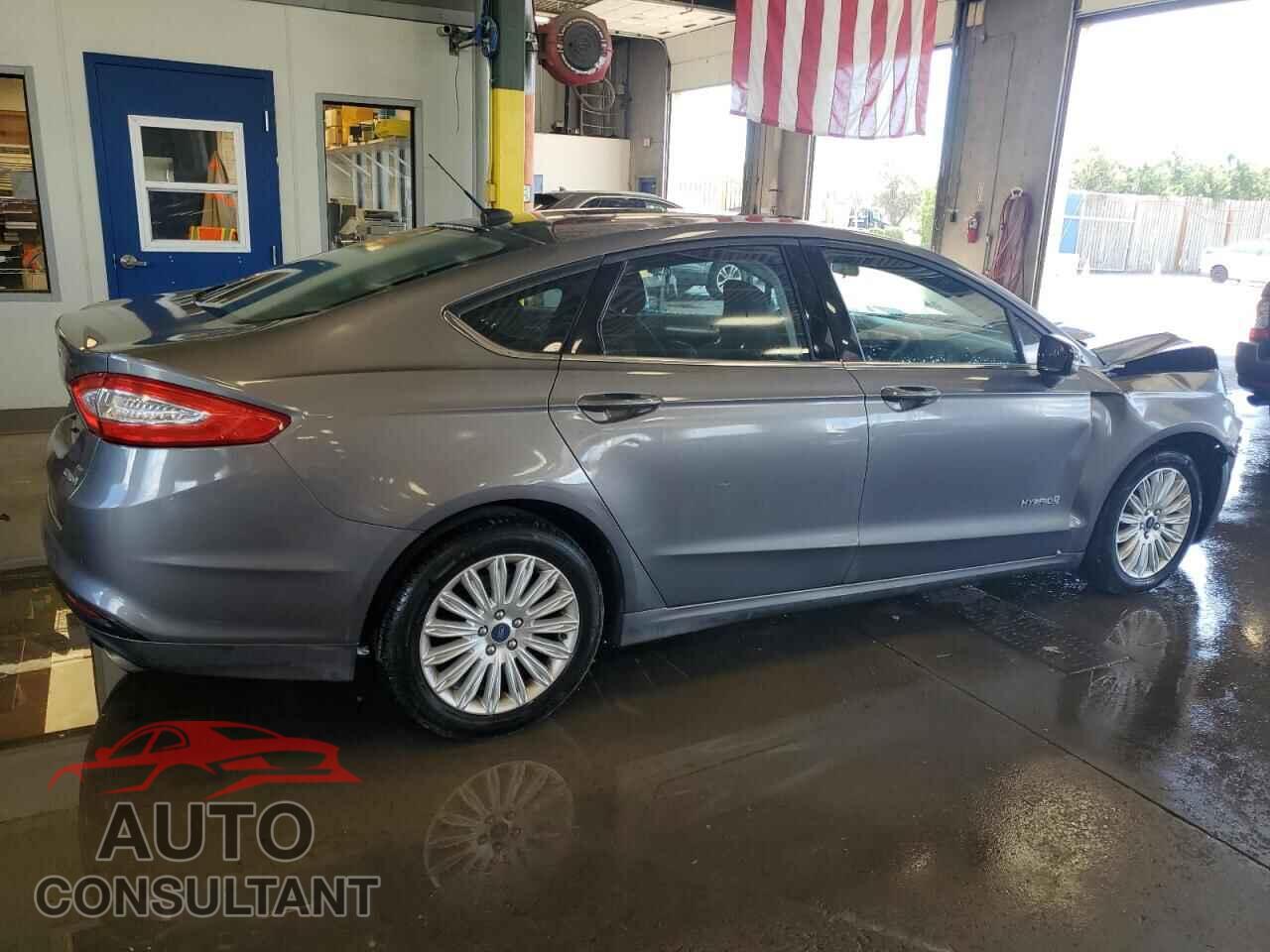 FORD FUSION 2013 - 3FA6P0LU2DR361309