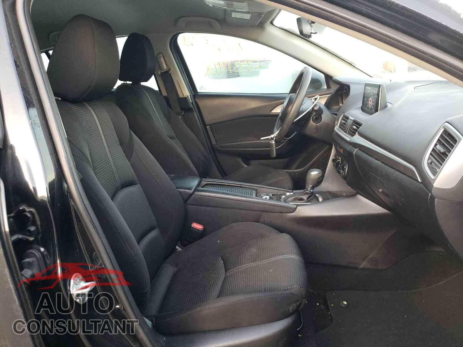 MAZDA 3 2017 - 3MZBN1U76HM104117
