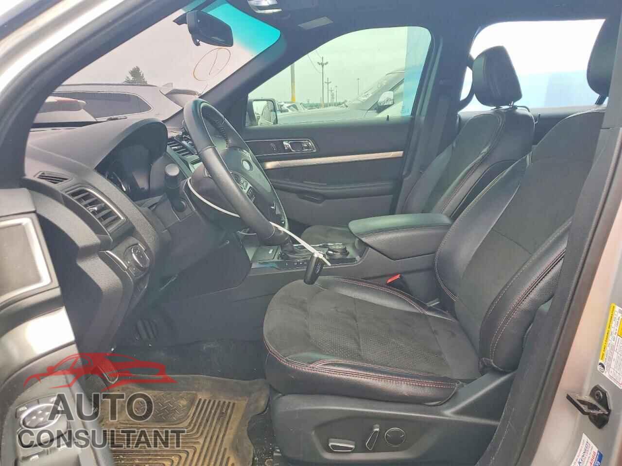 FORD EXPLORER 2018 - 1FM5K8D83JGC51100