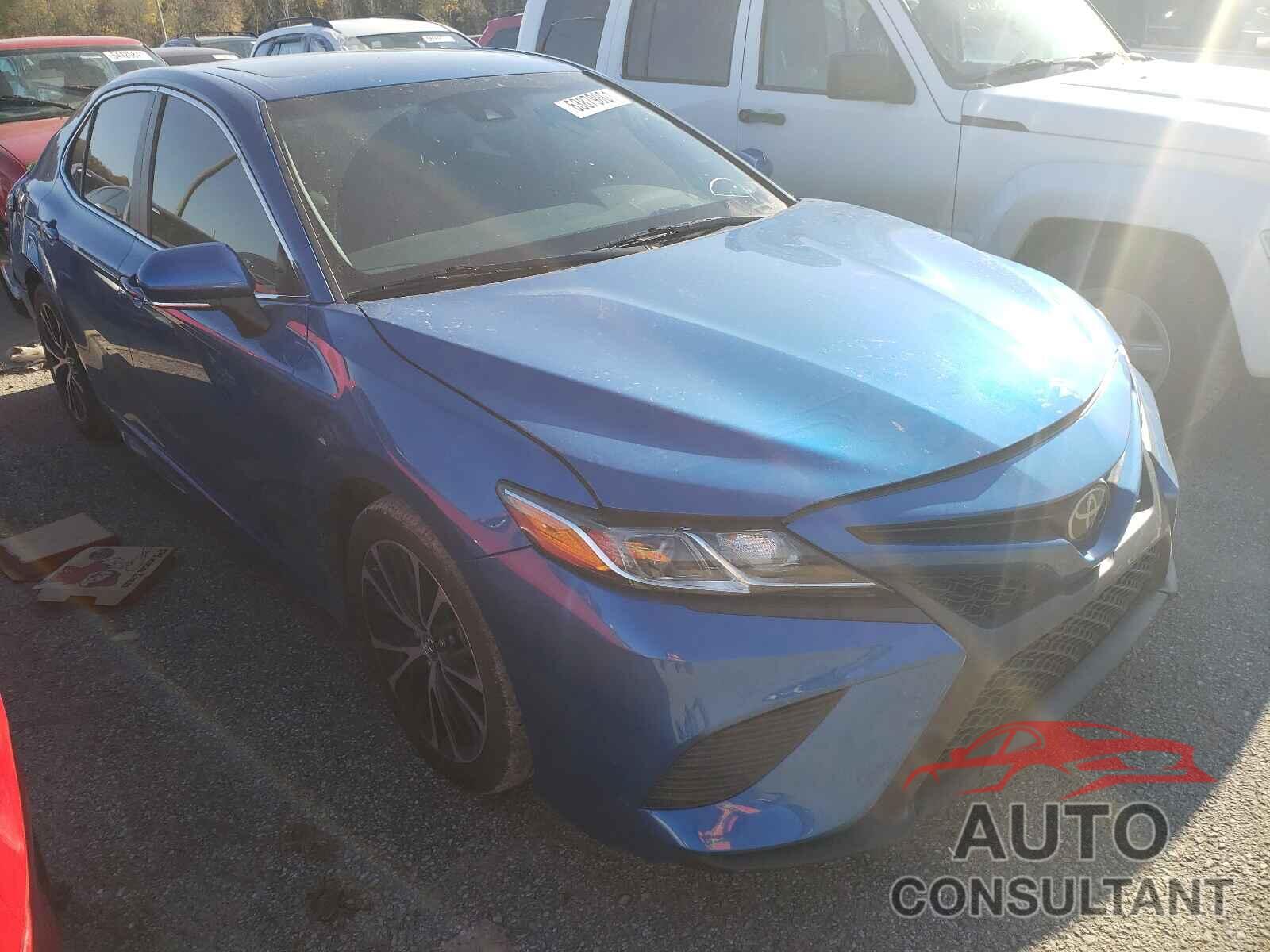 TOYOTA CAMRY 2018 - 4T1B11HK0JU030574