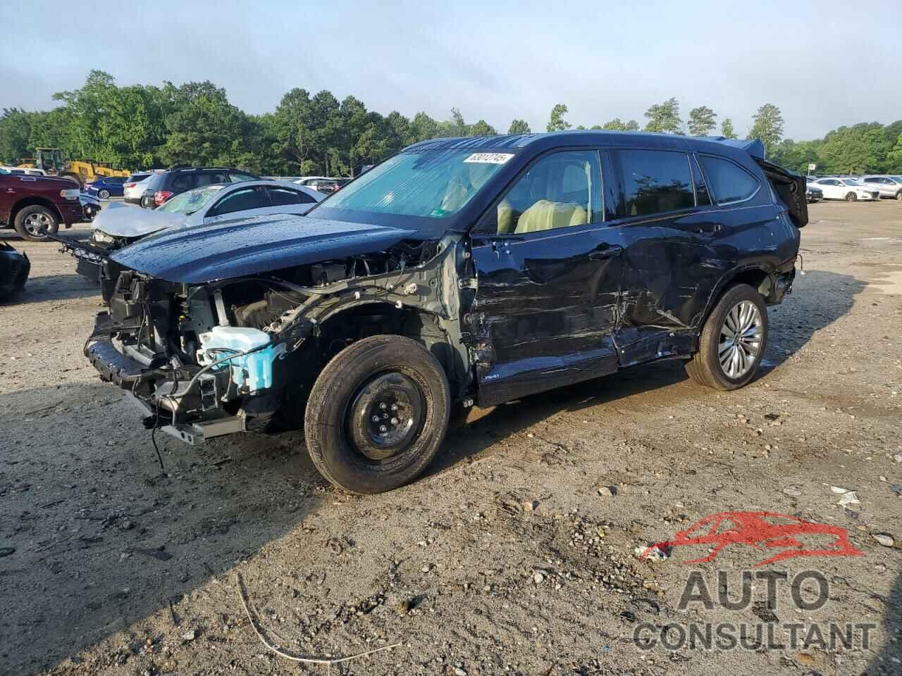 TOYOTA HIGHLANDER 2024 - 5TDEBRCH5RS613621