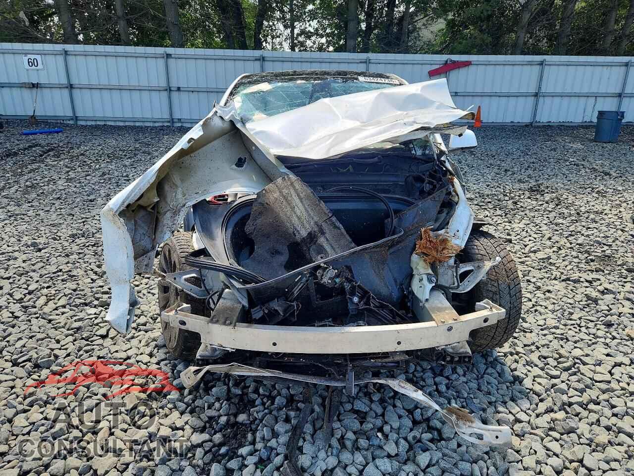 TESLA MODEL Y 2021 - 5YJYGDEF9MF246538
