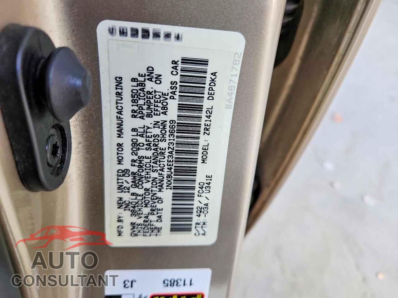 TOYOTA COROLLA 2010 - 1NXBU4EE3AZ313669