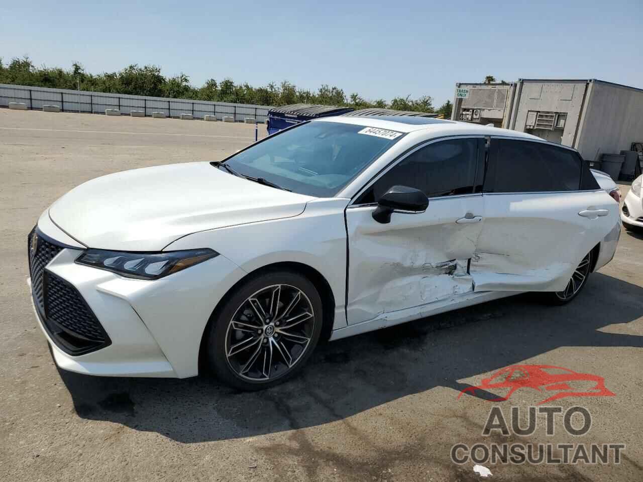 TOYOTA AVALON 2019 - 4T1BZ1FB2KU027723