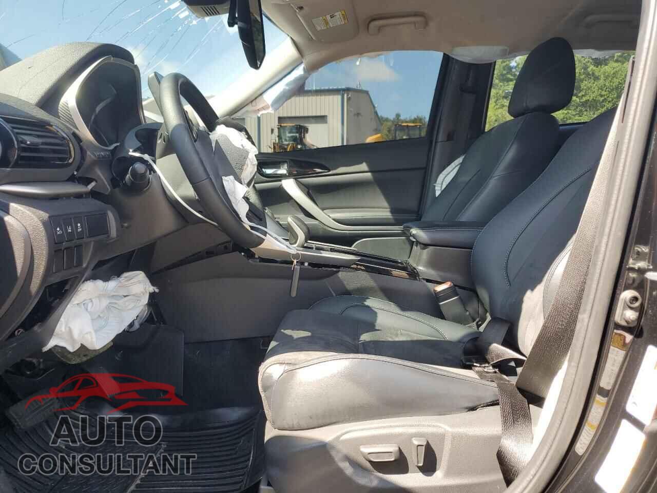 MITSUBISHI ECLIPSE 2023 - JA4ATWAA3PZ024461