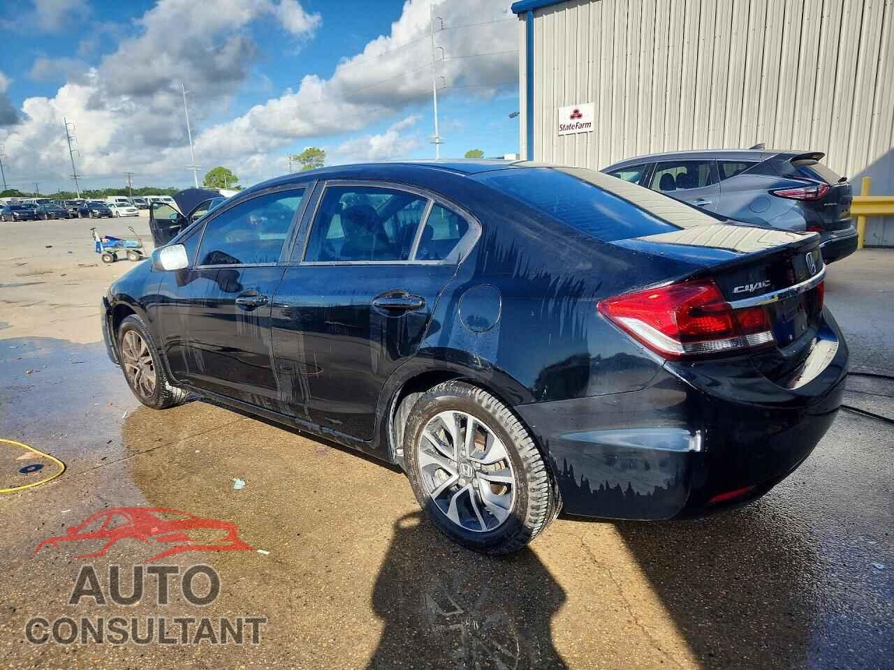 HONDA CIVIC 2015 - 19XFB2F8XFE214877