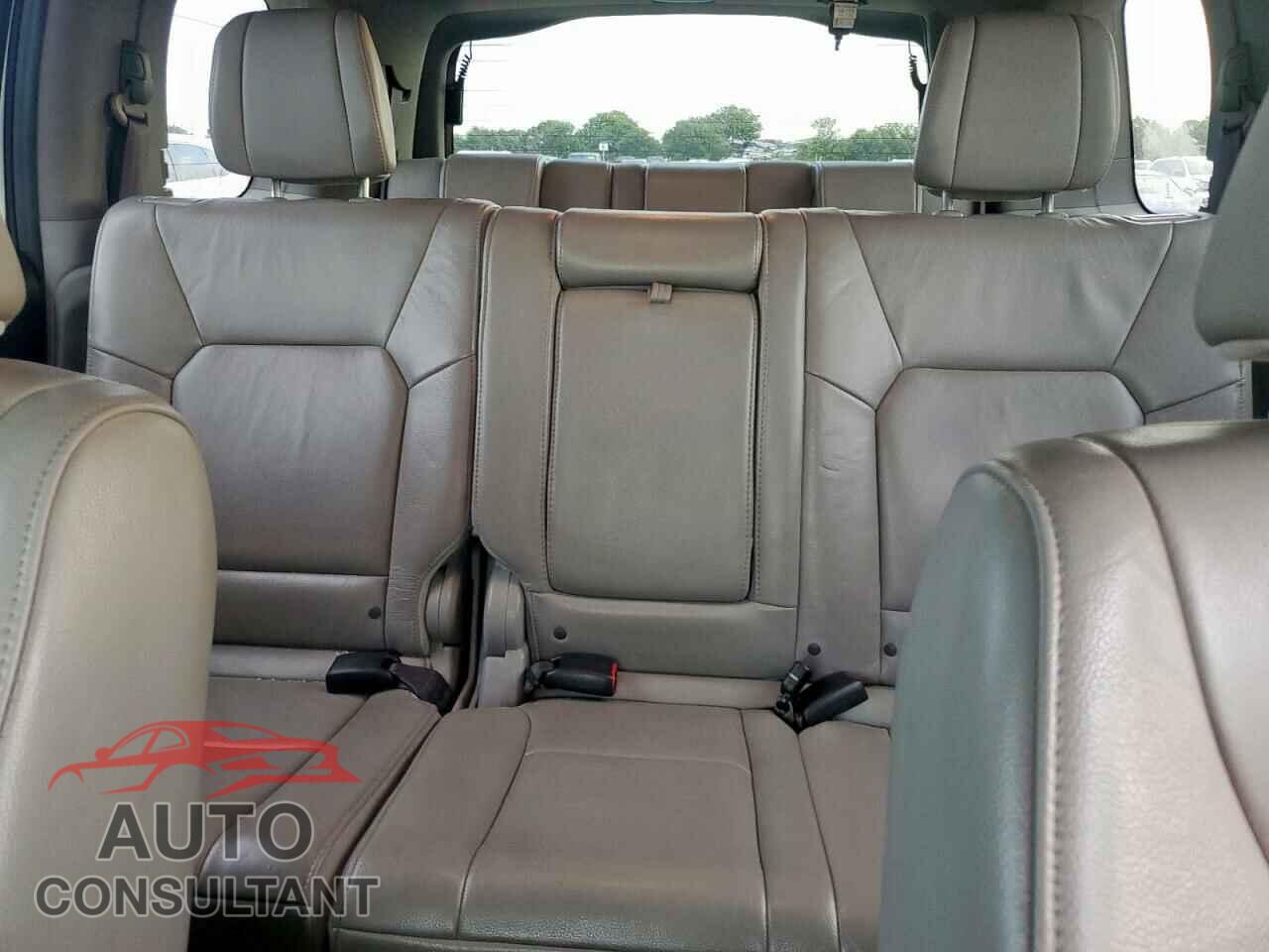 HONDA PILOT 2013 - 5FNYF3H65DB025656