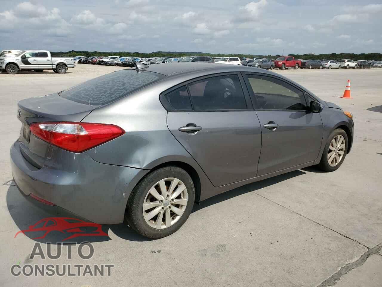 KIA FORTE 2016 - KNAFX4A64G5563272