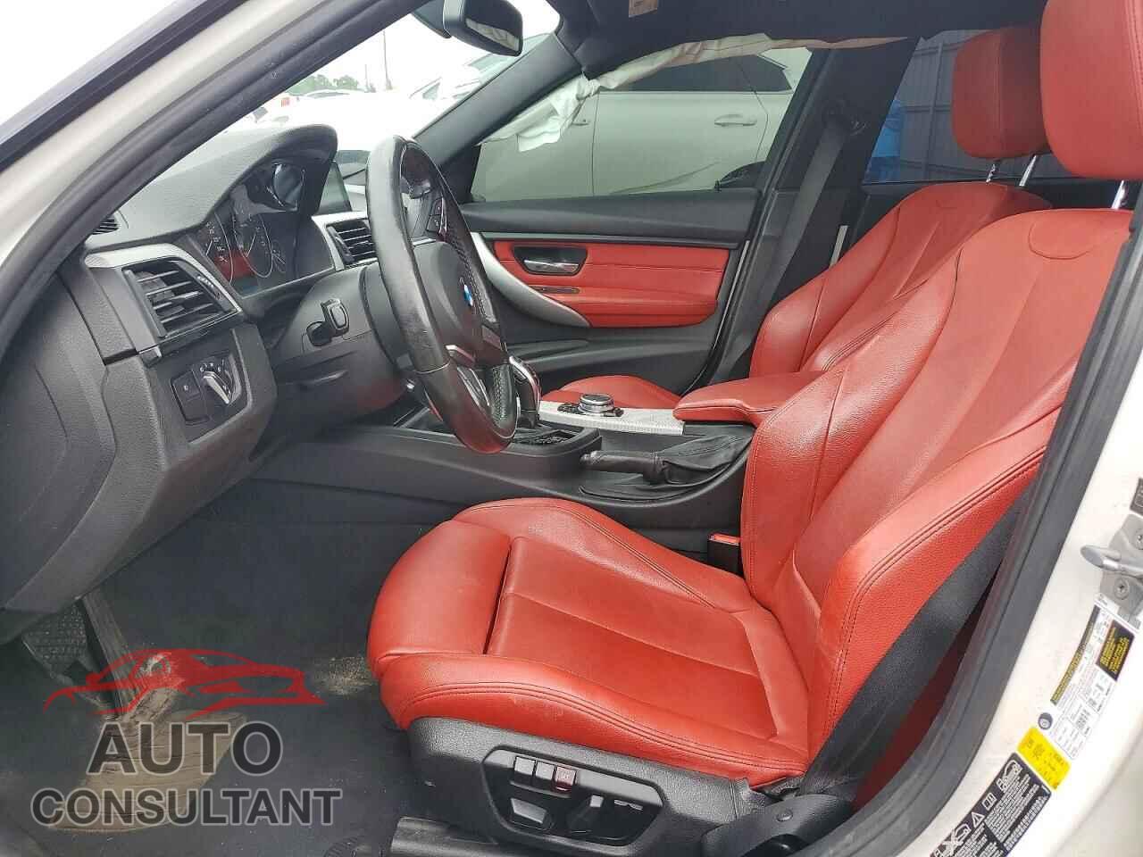 BMW 3 SERIES 2015 - WBA3B3G55FNT18442