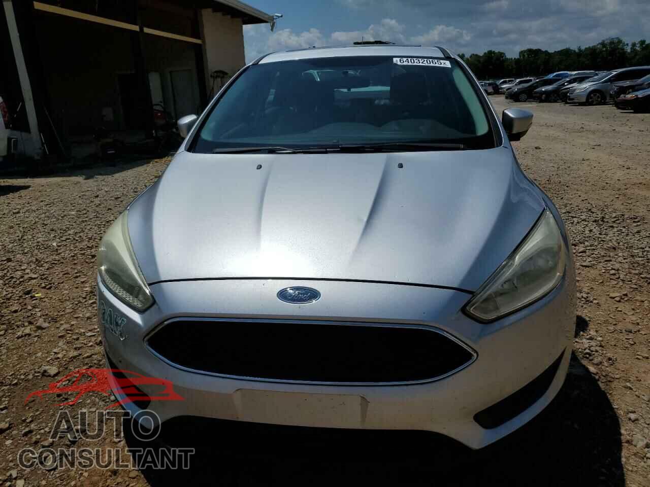 FORD FOCUS 2015 - 1FADP3F23FL279738