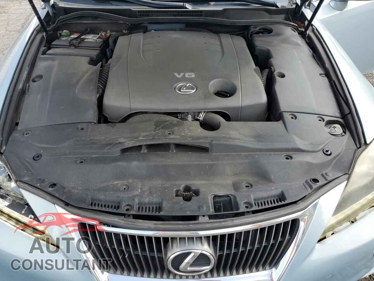 LEXUS IS 2012 - JTHCF5C21C5052832