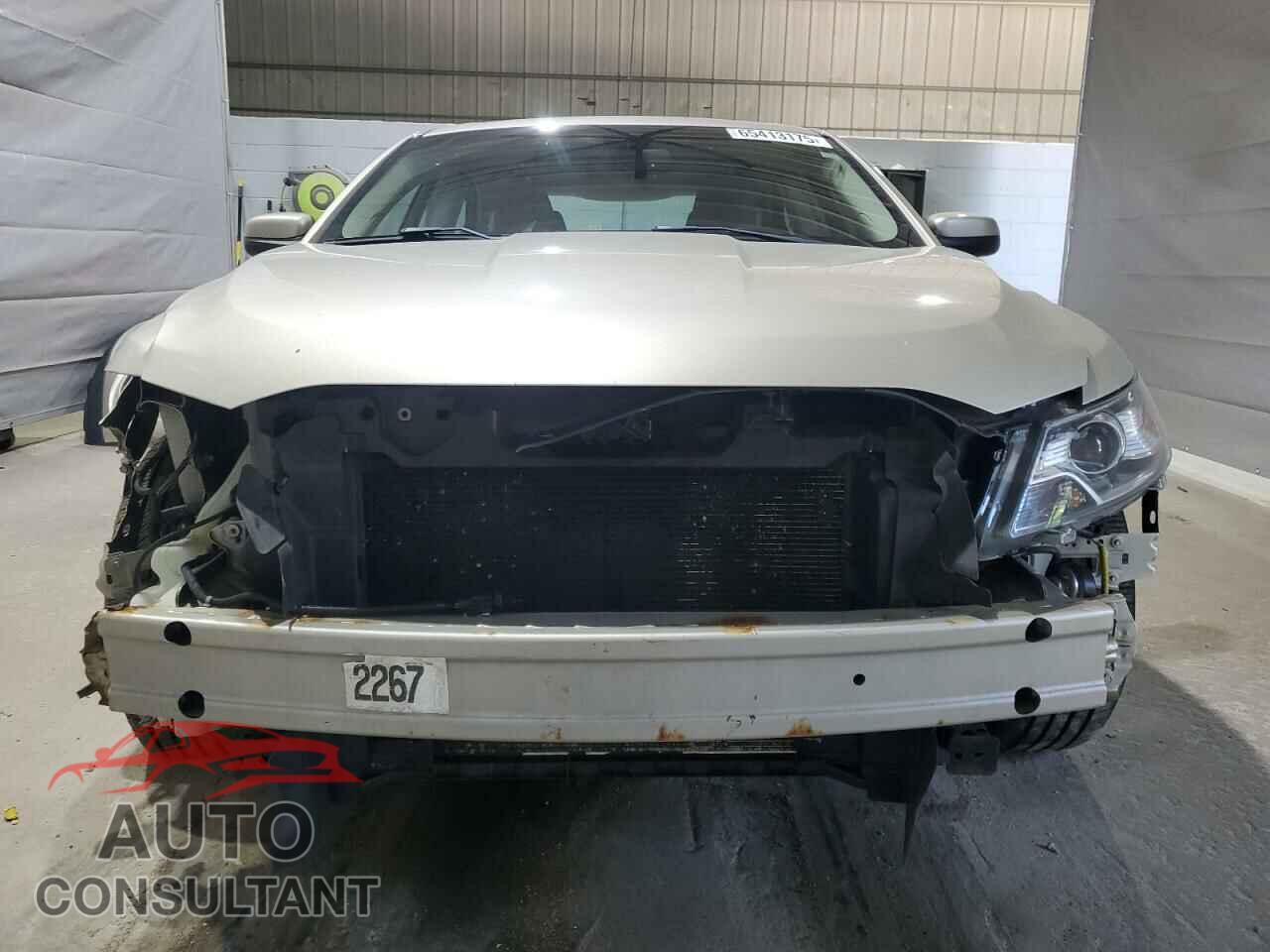 FORD TAURUS 2011 - 1FAHP2EW2BG176216