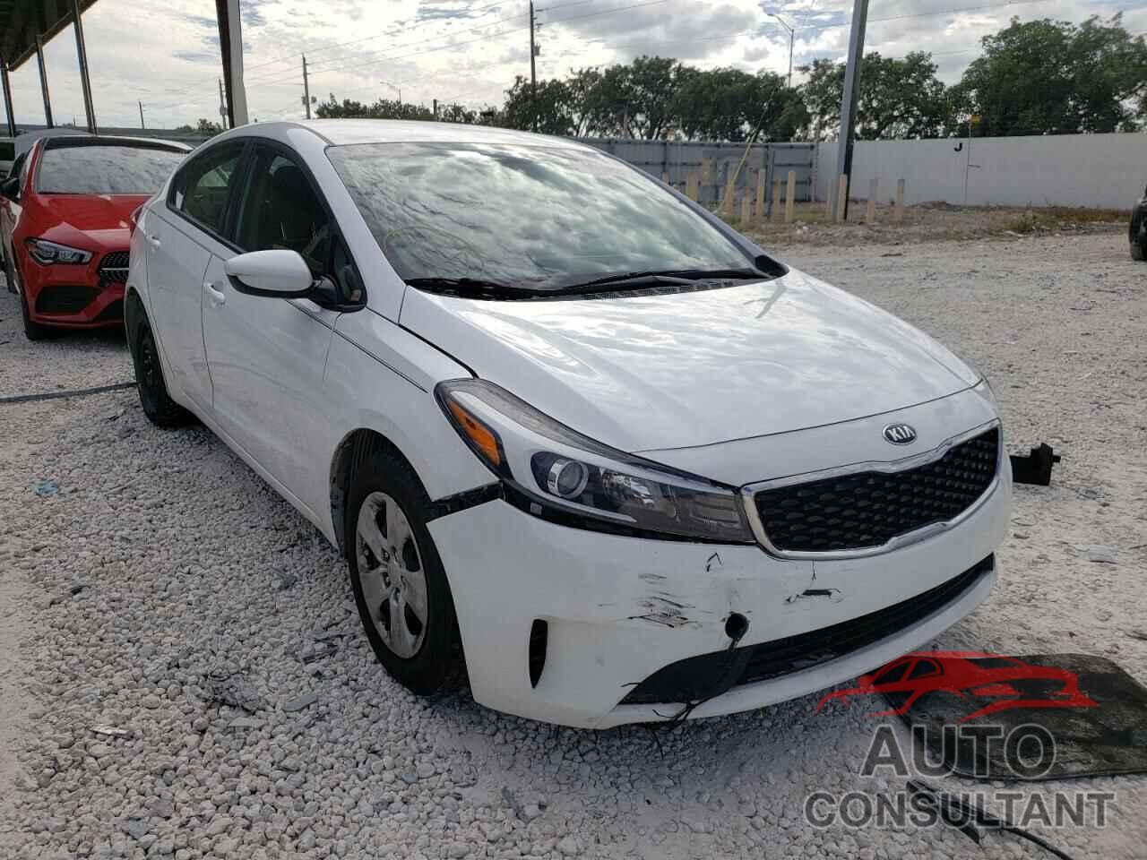 KIA FORTE 2018 - 3KPFL4A71JE196012