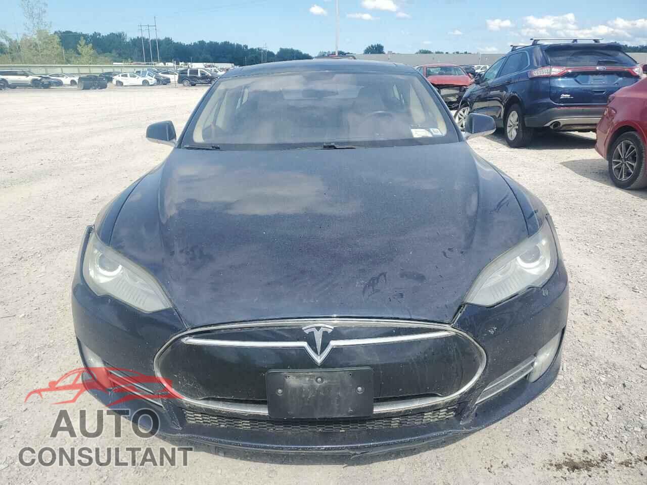 TESLA MODEL S 2014 - 5YJSA1H19EFP35173