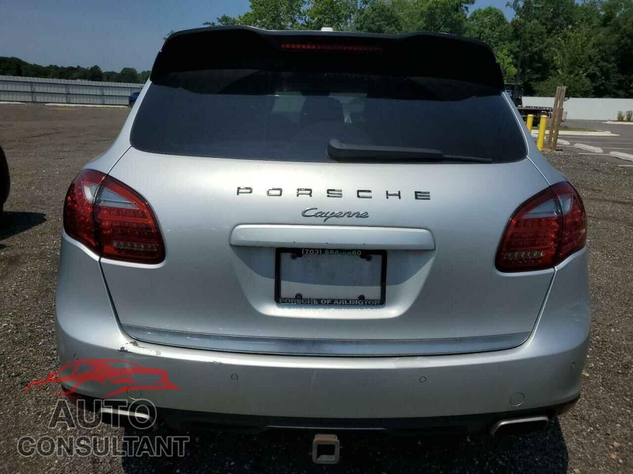 PORSCHE CAYENNE 2012 - WP1AA2A20CLA02295