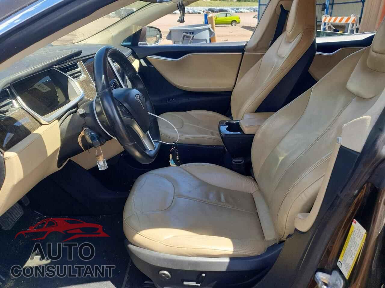 TESLA MODEL S 2013 - 5YJSA1DNXDFP06823