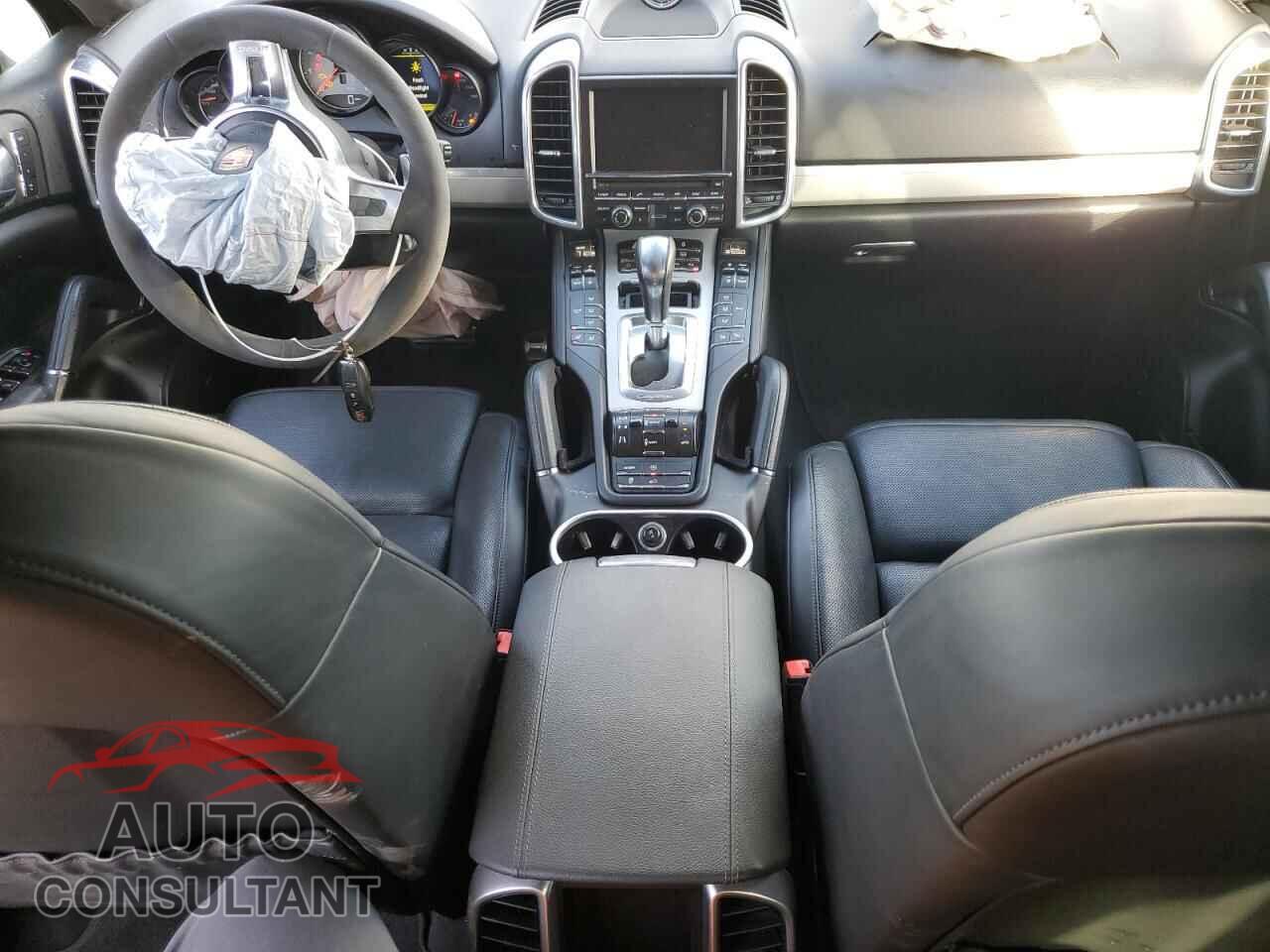 PORSCHE CAYENNE 2013 - WP1AD2A26DLA72277