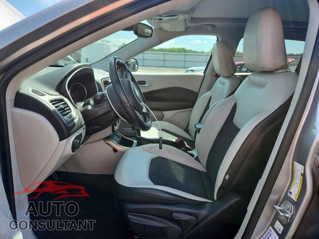 JEEP COMPASS 2018 - 3C4NJCBB4JT466120